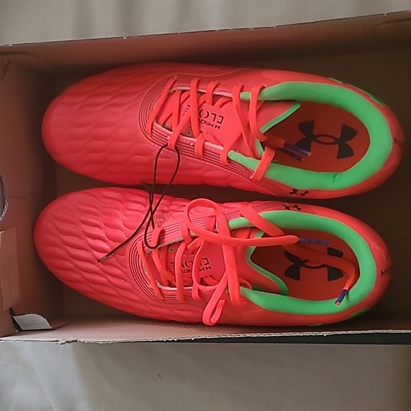 NEW Under Armour Women's Clone Magnetico Pro 3.0 Firm Ground Soccer Cleats - Picture 6 of 6